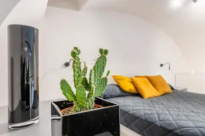 TV o dispositivi per l'intrattenimento presso GuestHost - Central and Bright Apartment Catania