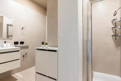 Bagno di GuestHost - Live Catania Vibe by Stesicoro Metro