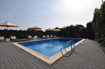 Piscina di Appartamento Le Palme Tra Taormina e Catania o nelle vicinanze