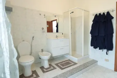 Bagno di Appartamento Le Palme Tra Taormina e Catania