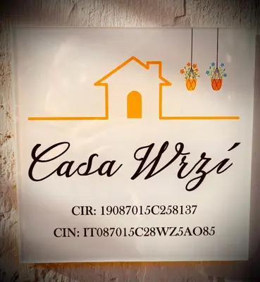 Certificato, attestato, insegna o altro documento esposto da Casa Wrzì