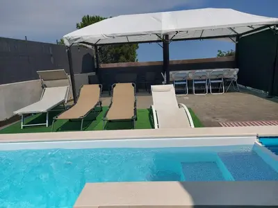 Piscina di Giardino d'Estate - Villa con piscina o nelle vicinanze