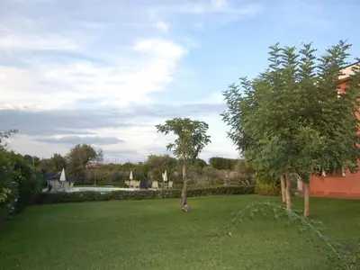 Giardino di Apartment Wohnung 'Casa Etna' mit Wasserblick by Interhome