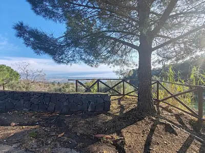 Paesaggio naturale nelle vicinanze della casa vacanze