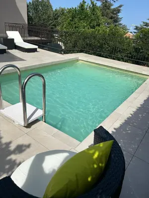 Piscina di Villa Adele d'Edmondo o nelle vicinanze