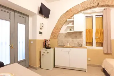 Cucina o angolo cottura di U Casteddu Home Motta Sant'Anastasia 2