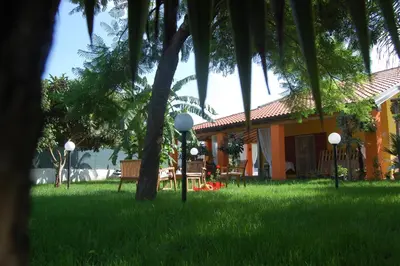 Giardino di OMBRA E CAFFE'