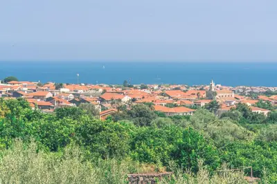 Paesaggio naturale nelle vicinanze della villa