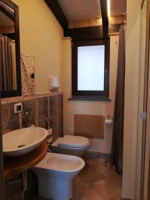 Bagno di Lily house