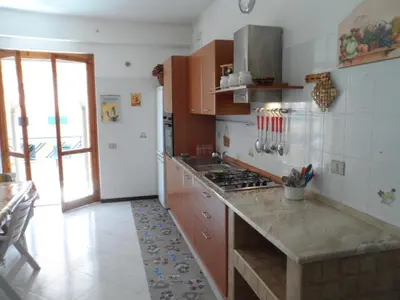 Cucina o angolo cottura di Casa 1 Sole - Mare - Montagna - con Terrazza panoramica