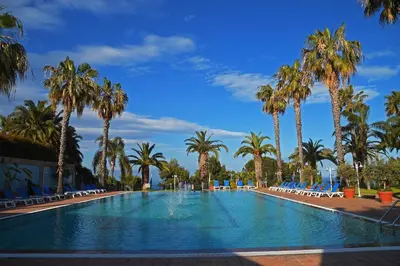 Piscina di Orizzonte Acireale Hotel o nelle vicinanze