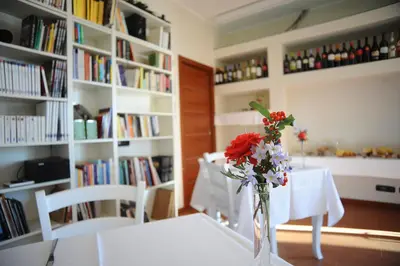 Biblioteca in country house