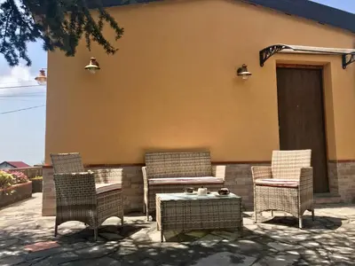 Area soggiorno di Dependance in villa, Etna, natura, relax