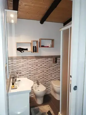 Bagno di Casa della Quercia