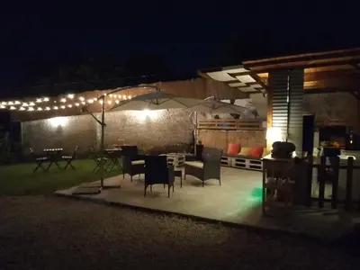 Patio o area all'aperto di UP&B Rooms Catania