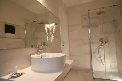 Bagno di Khome Rooms & Apartment