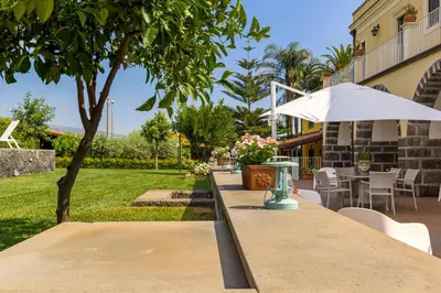 Giardino di Dimora Cariga - Home & pool