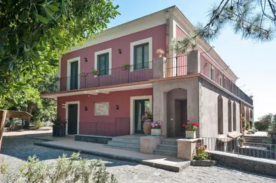 Edificio in cui si trova the country house