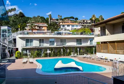 Piscina di Ciclope Resort o nelle vicinanze