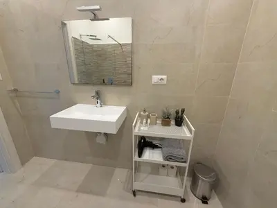 Bagno di CESARE Guest House