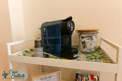 Set per la preparazione di tè e caffè presso Casa Battiati