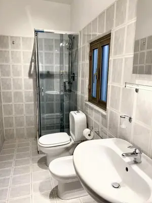 Bagno di Charming Apartment in Catania with Balcony and City View
