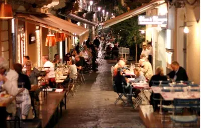 Ristorante o altro punto ristoro di Charming Apartment in Catania with Balcony and City View