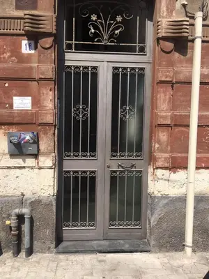 Facciata o entrata di a casa del reuccio