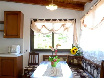 Cucina o angolo cottura di Spacious Apartment in Zafferana Etnea 65 m² with Private Garden