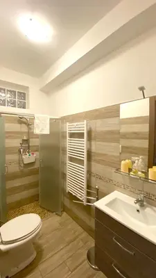 Bagno di Spacious Apartment in Zafferana Etnea 65 m² with Private Garden