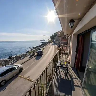Charming house with sea view in Capo Mulini
