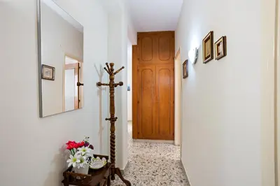 Planimetria di GuestHost - Tra il Centro e il Mare Apartment con terrazzo