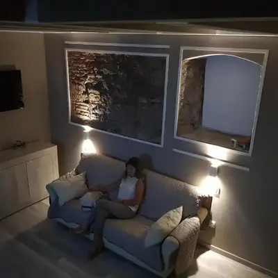 LISA HOUSE