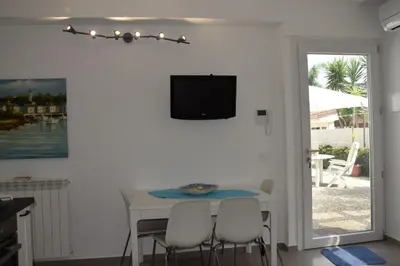 TV o dispositivi per l'intrattenimento presso La Quintecita villa con piscina privata - vicino Catania e Etna