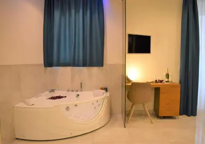 TV o dispositivi per l'intrattenimento presso CATANIA LIVING ROOMS