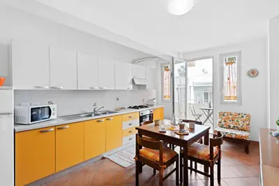 Cucina o angolo cottura di GuestHost - Aci Castello Seaview Apartment with Parking