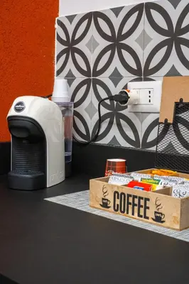 Set per la preparazione di tè e caffè presso Casa OCUCCHITI