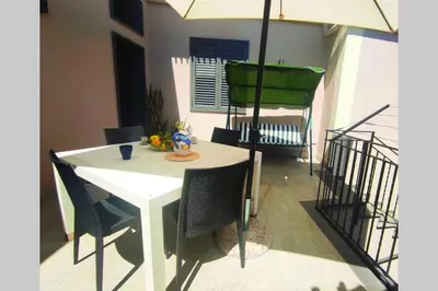 Balcone o terrazza di Casa Angelina a due passi dal mare