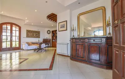 Planimetria di Lovely Home In Acicatena With Wifi