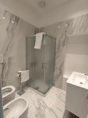 Bagno di Finestre in piazza