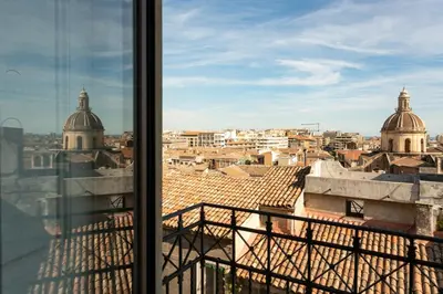 Vista generica su Catania o vista sulla città dall'interno del bed & breakfast