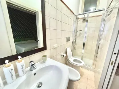 Bagno di A due passi dalla metro