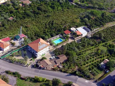 Vista aerea di Apartment with air conditioning and salt pool