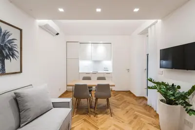 TV o dispositivi per l'intrattenimento presso Ferrini Home - Riso 80