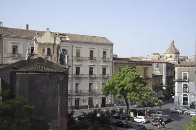 Vista generica su Catania o vista sulla città dall'interno del bed & breakfast