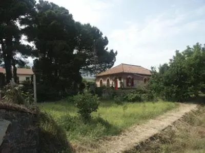 Giardino di B&B Sotto i Pini
