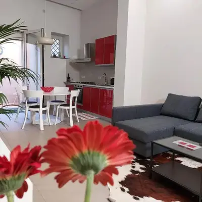 Pied-à-terre81